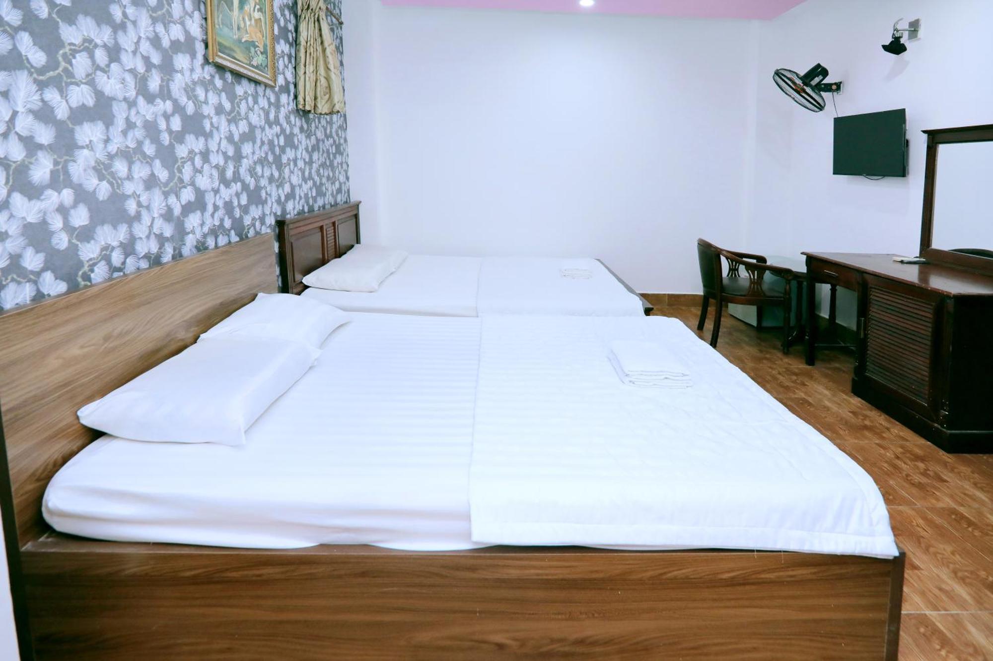 Khach San Sao Mai Xanh - Sao Mai Xanh Hotel Хошимин Екстериор снимка