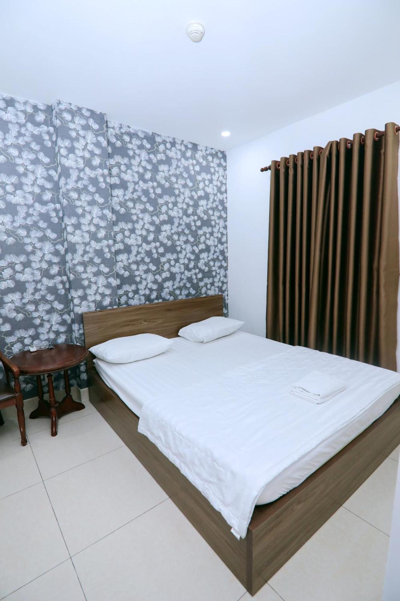 Khach San Sao Mai Xanh - Sao Mai Xanh Hotel Хошимин Екстериор снимка
