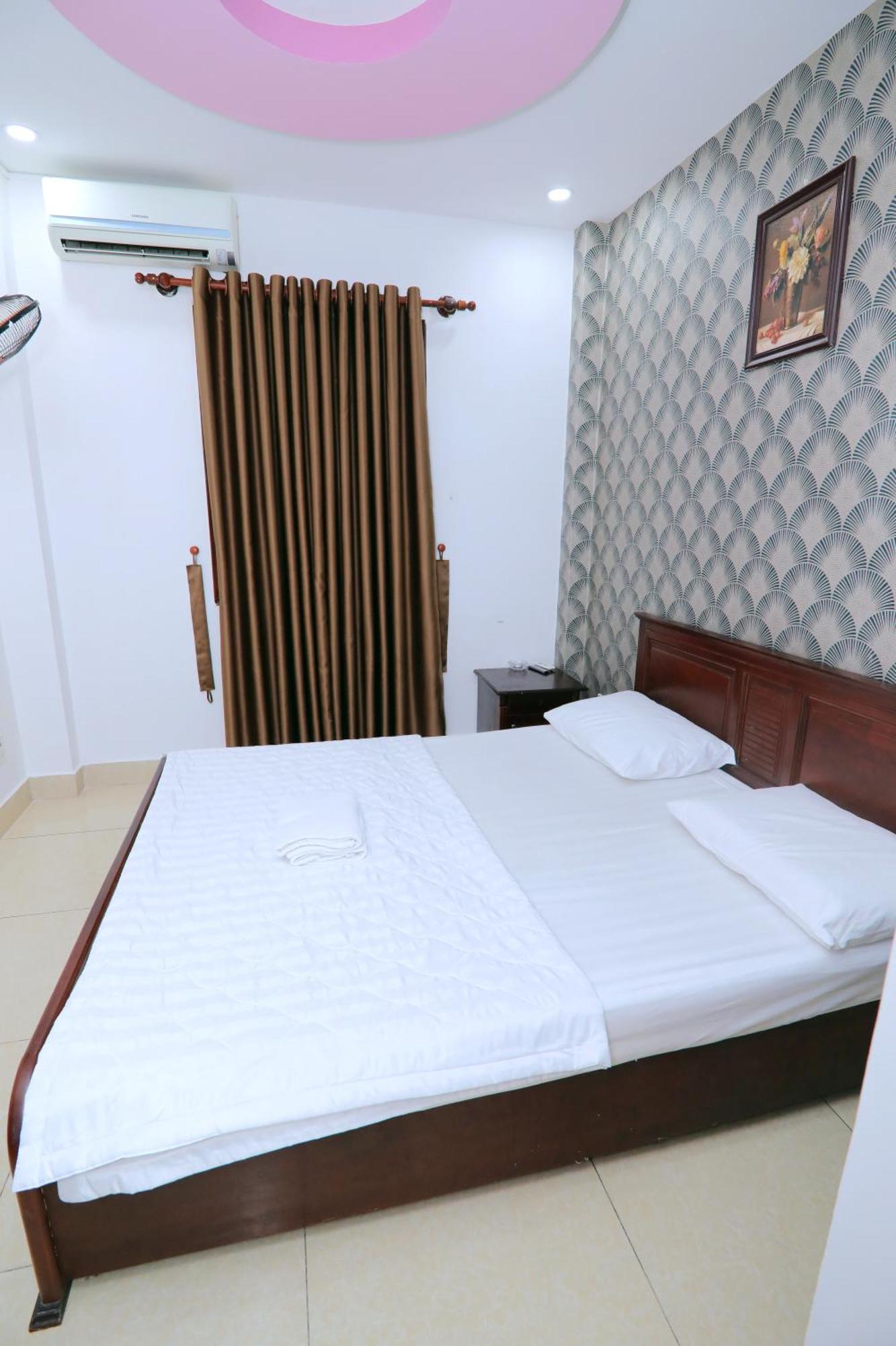 Khach San Sao Mai Xanh - Sao Mai Xanh Hotel Хошимин Екстериор снимка