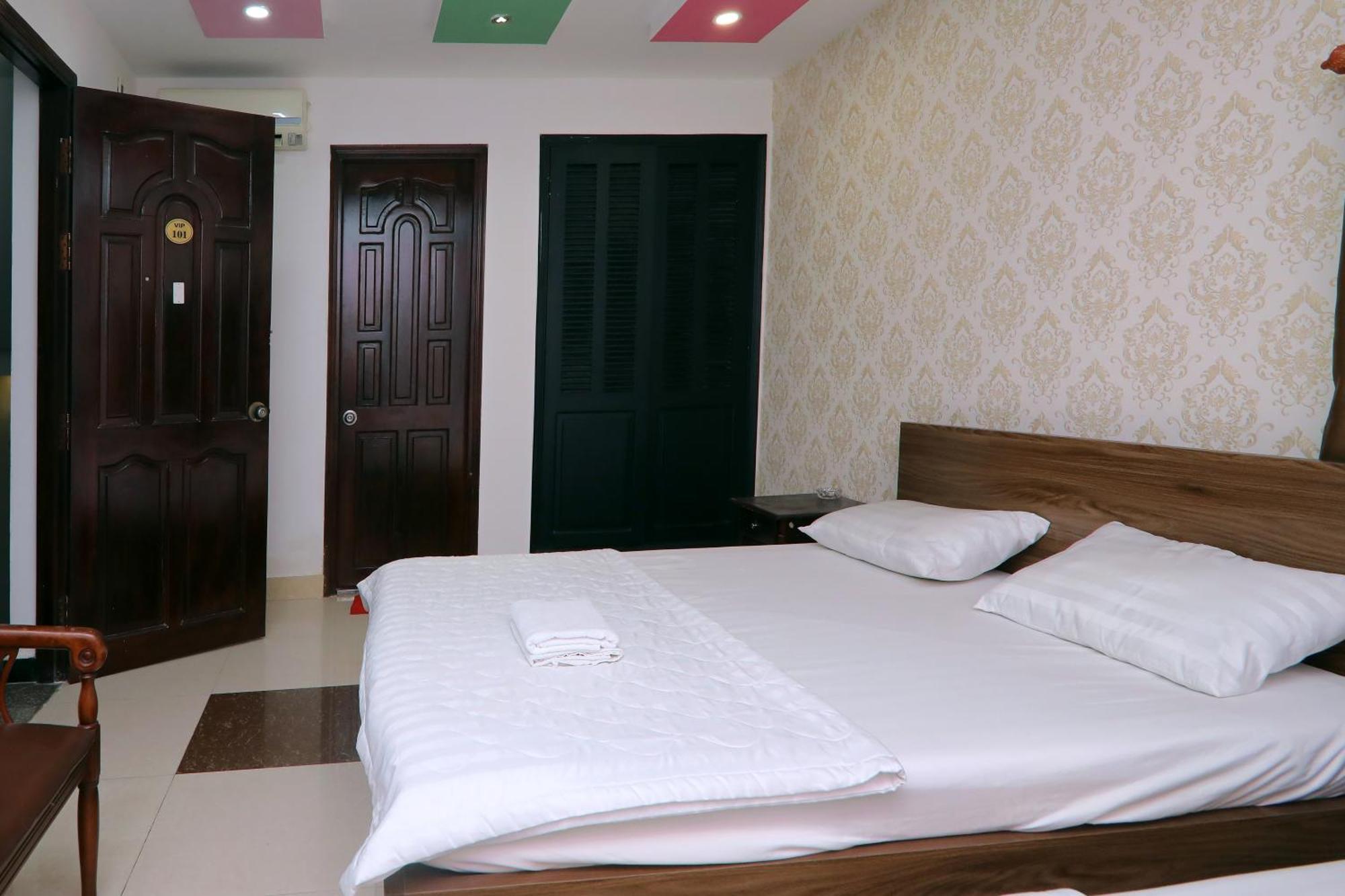 Khach San Sao Mai Xanh - Sao Mai Xanh Hotel Хошимин Екстериор снимка