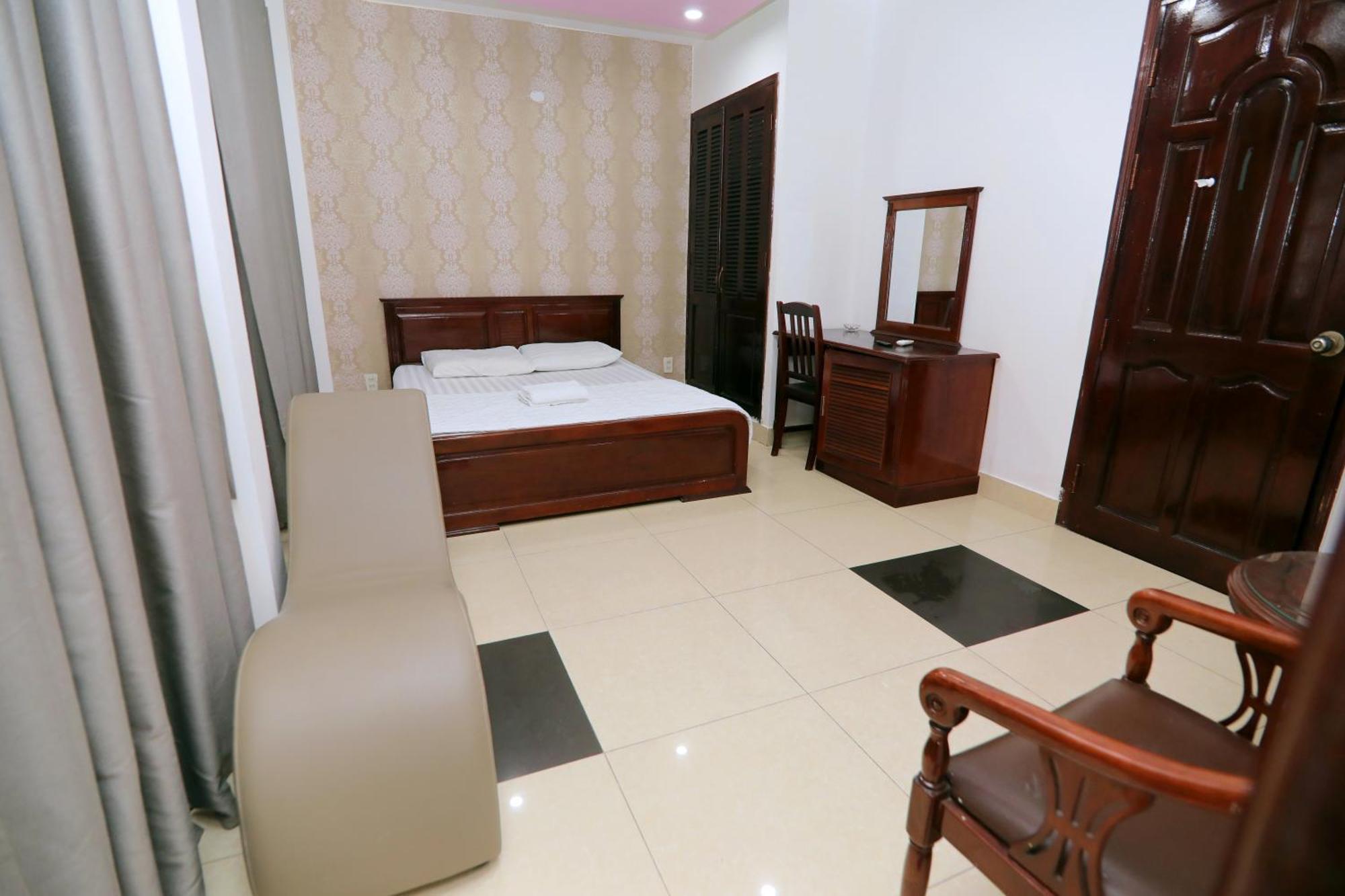 Khach San Sao Mai Xanh - Sao Mai Xanh Hotel Хошимин Екстериор снимка